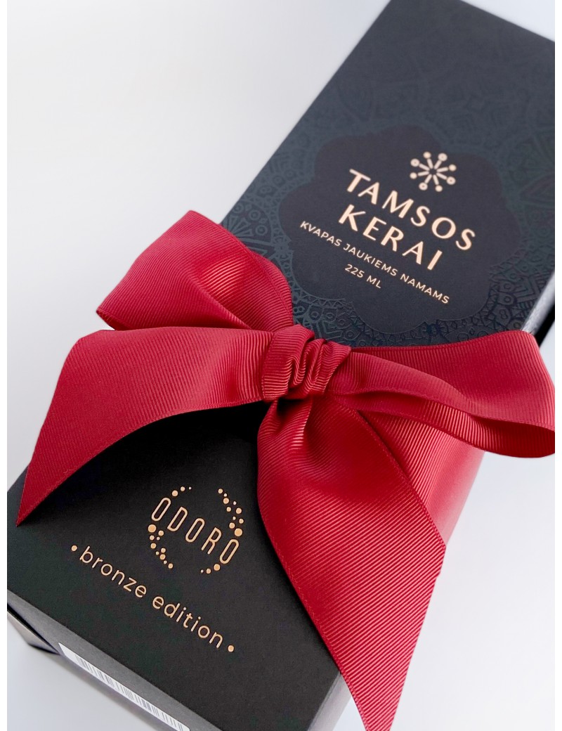 Wrapping the product with a wide red ribbon Wrapping the product with a wide red ribbon